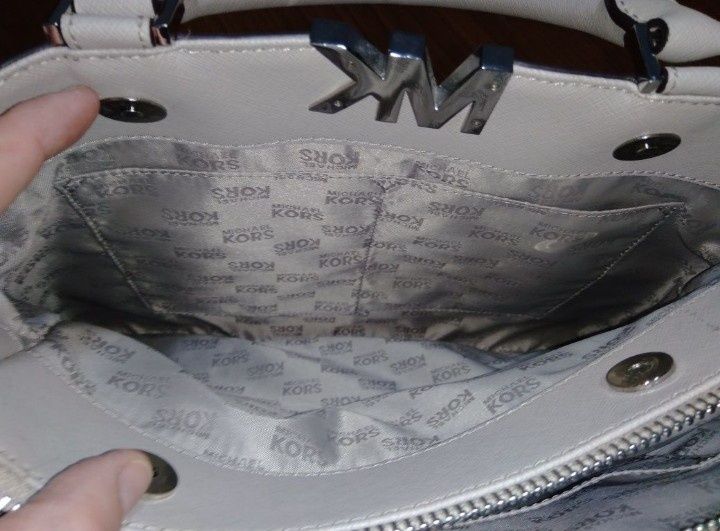 Mala e porta moedas Michael Kors