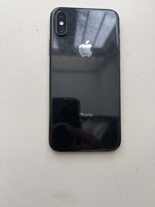 Продам телефон Iphone Xs