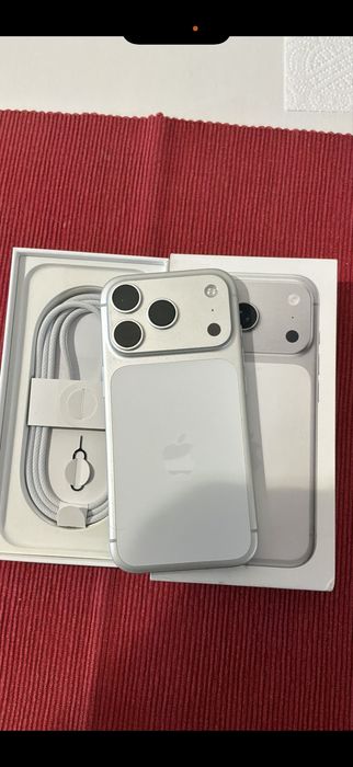 Iphone 17 pro Silver 256Gb