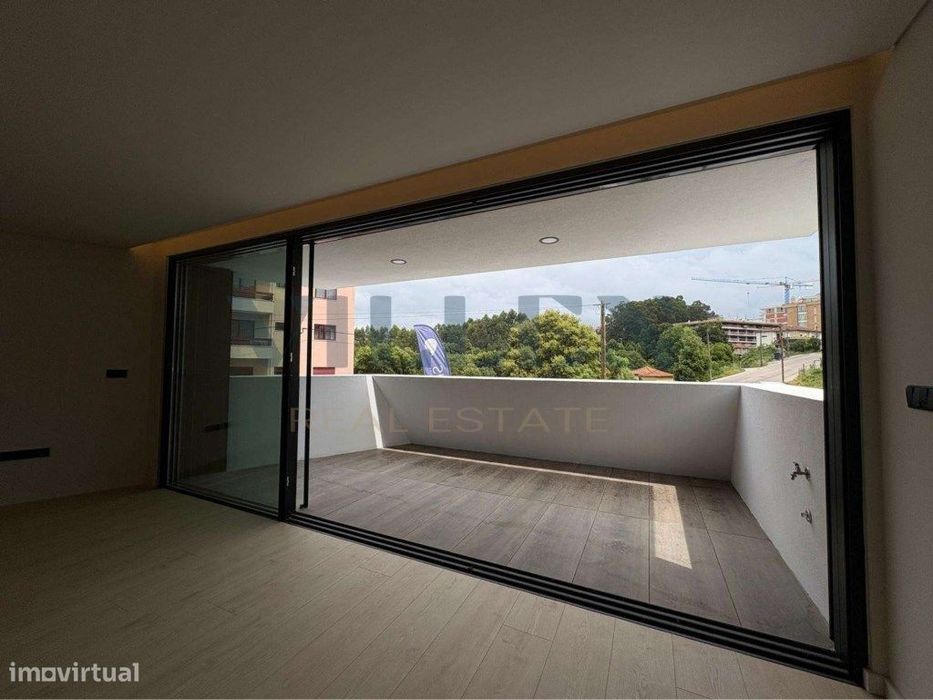 Apartamento T2 | Edifício Bismark