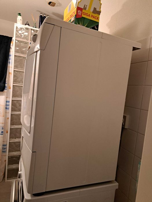 Сушильная машина для белья Zanussi б/у