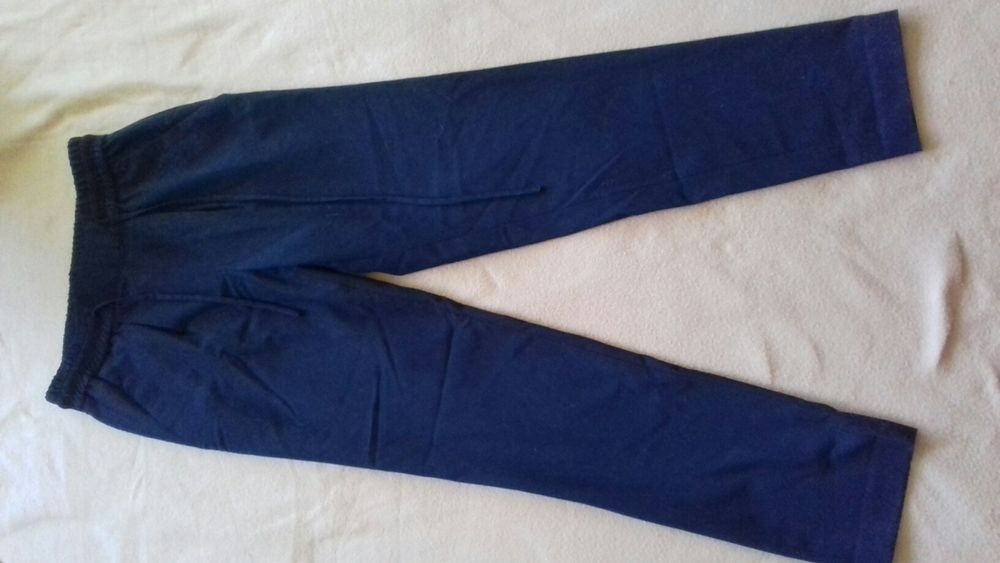 Брюки Zara basic XS размер. Чёрные. Новые. Оригинал