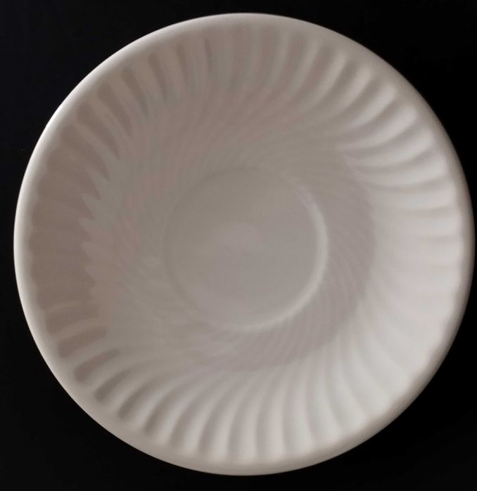 Lot 8 chávenas consomé com pires, Sagres, Vista Alegre, porcelana