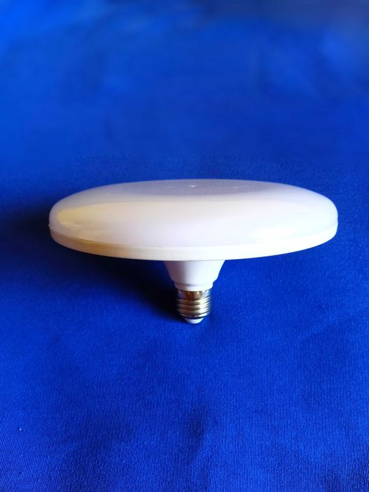 Żarówka UFO led E27 50W