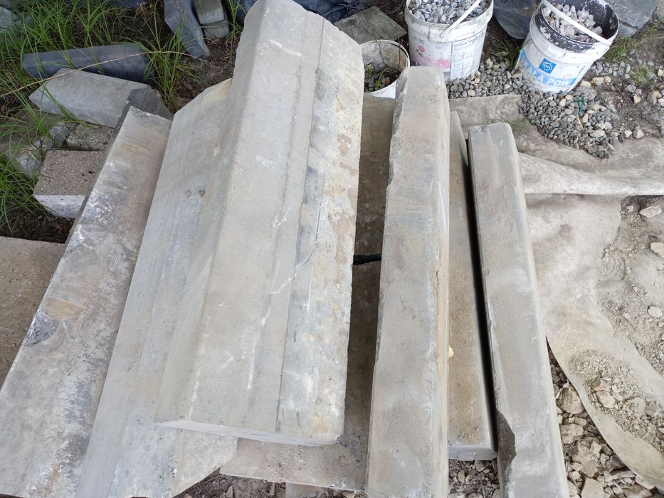 Krawężnik drogowy 100x15x30