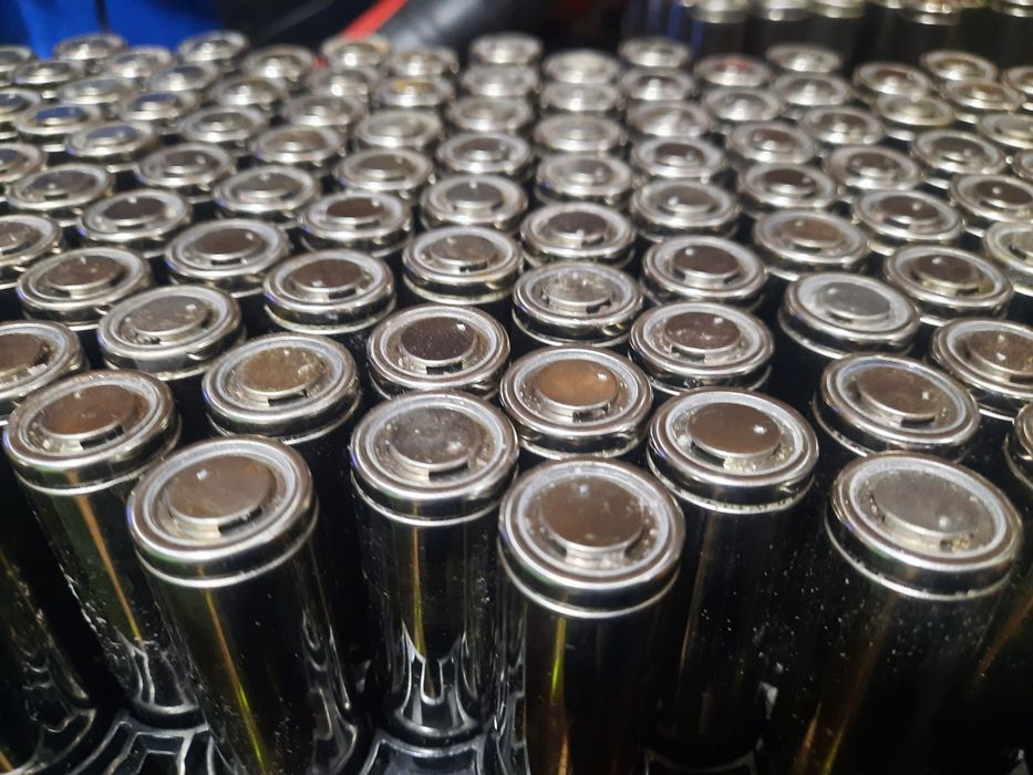 18650 tesla високотокові 3000+- original