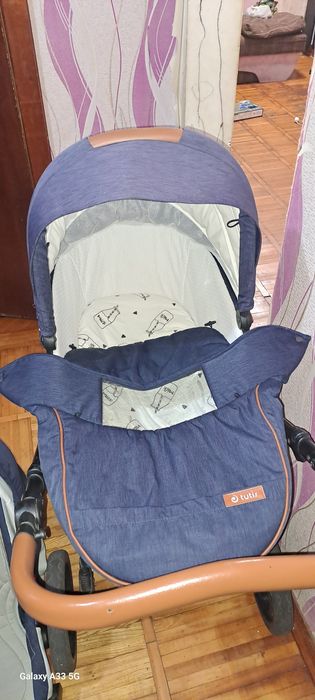 Коляска  з люлькою і прогулянкова  2 в 1.