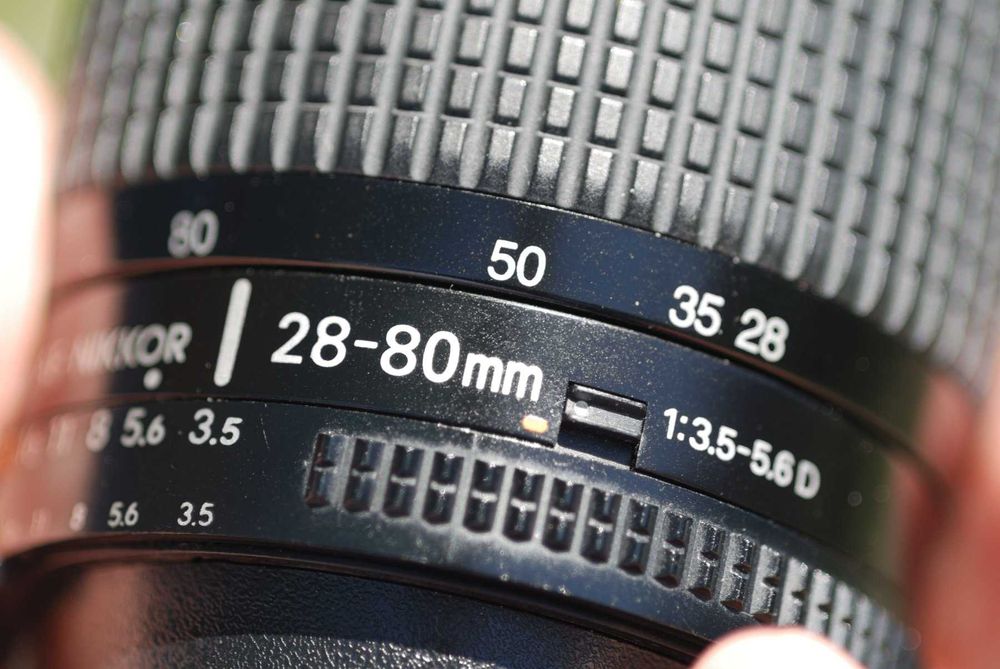 Nikon AF Nikkor 28-80mm 1:3.5-5.6D (MKII)