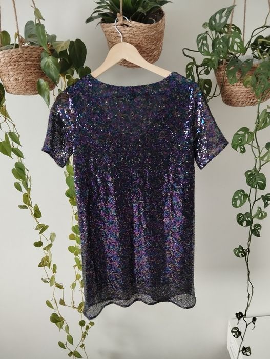 Prosta sukienka z cekinami, lekko trapezowa, ostatki, święta, Sylweste