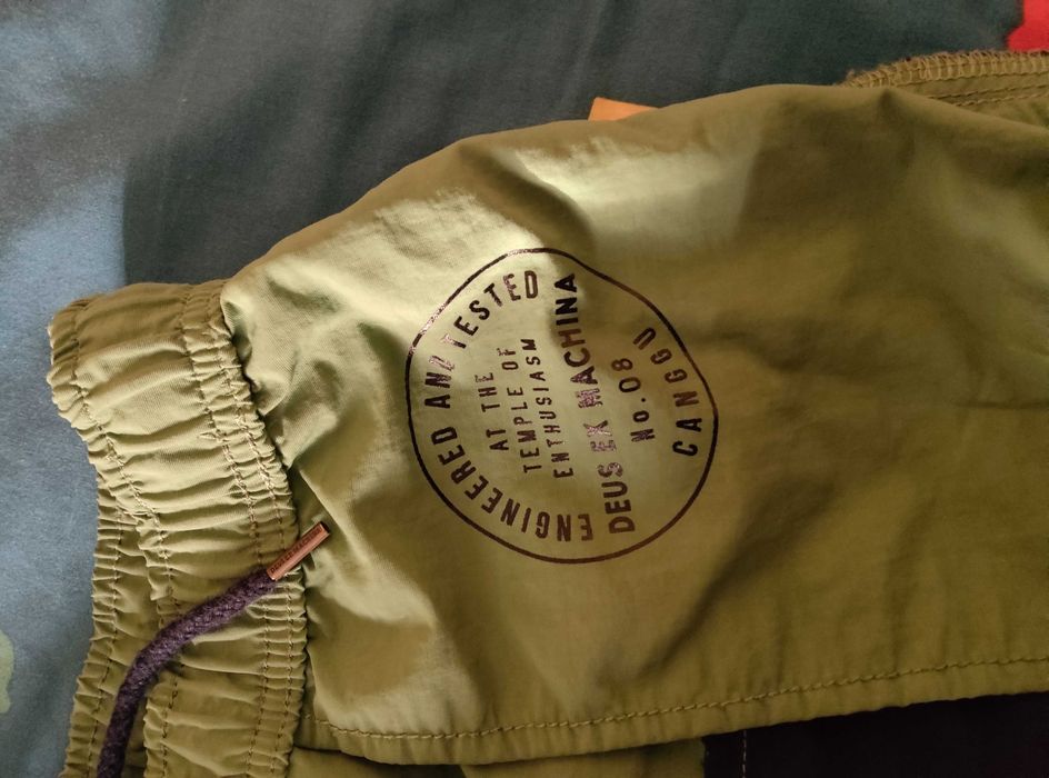 Calções Deus Ex Machina