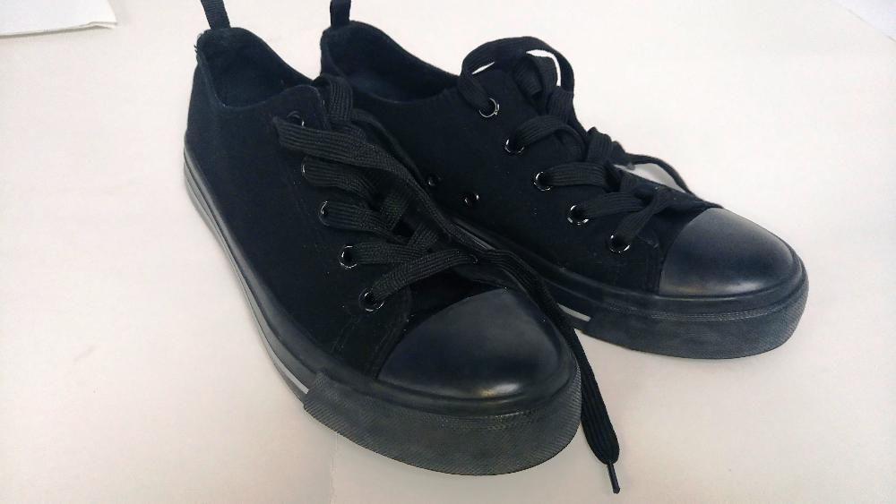 buty tenisówki trampki rozmiar 39 wkładka 24 cm NOWE