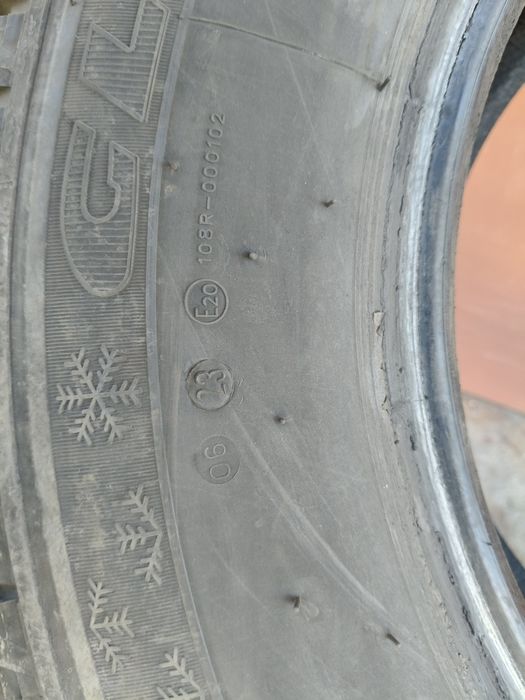 GLOB-GUM 265 65 r17 23год