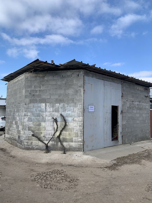Продам гараж 32кв.метра на 2-авто