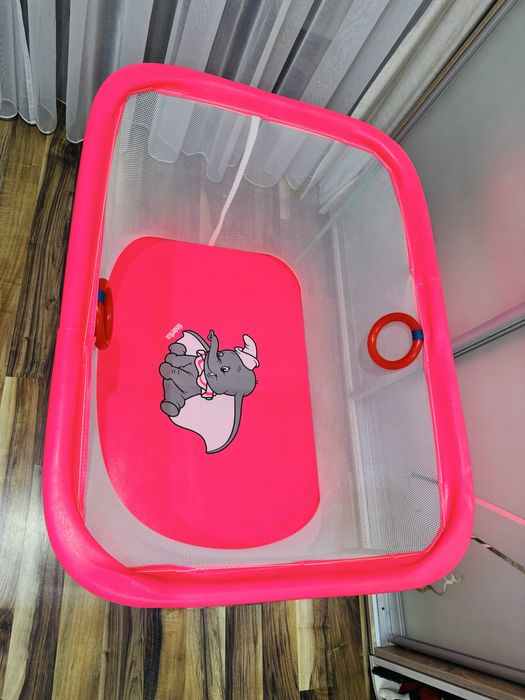 Дитячий манеж, у гарному стані