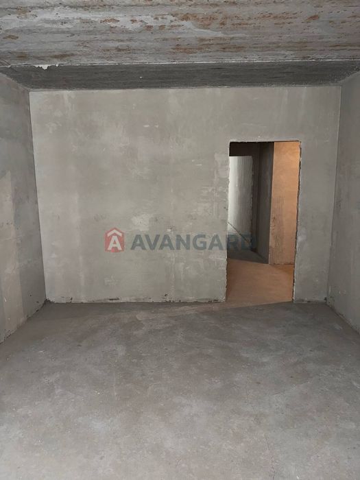 2-кімнатна 80,3 м² на Озерній — зданий будинок.