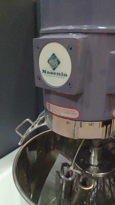 Batedeira Amassadeira Profissional Industrial 30L NOVA