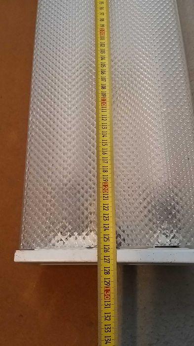 lâmpada fluorescente com armadura Grande