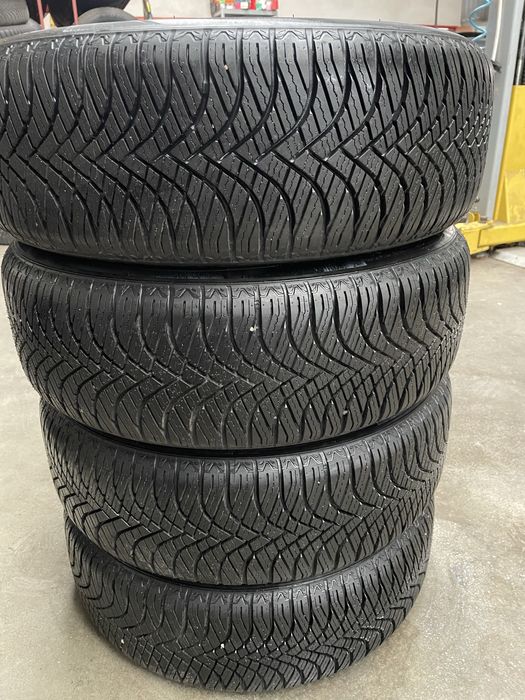 Felgi kola renault captur 17 cali 4x100 et40 opony 205/55/17 2025 rok