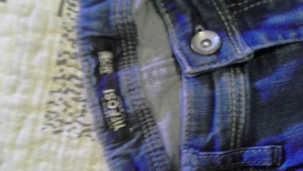 Calças menino 9a10 anos modelo skinnys