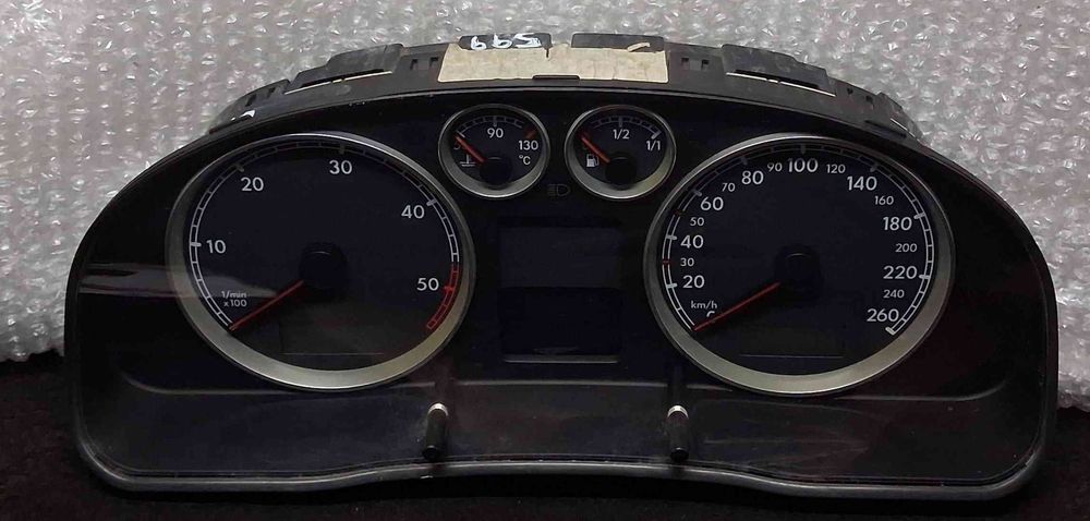 Quadrante / Painel de Instrumentos 3B0920827A - VW PASSAT B5.5