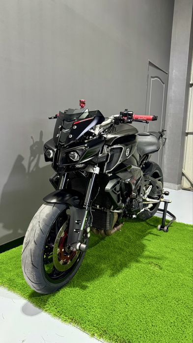 YAMAHA MT-10 2017
