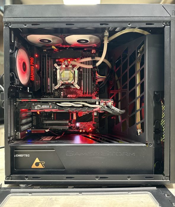 Ігровий ПК/CPU 18C, 36T/RAM 32Gb/GTX 1070 8Gb/SSD 256Gb/HDD 1Tb