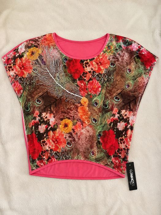 2 футболки — 500 грн