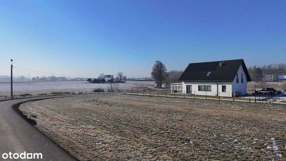Działka płaska, dojazd asfaltowy, media w granicy, 9a- 165 tyś