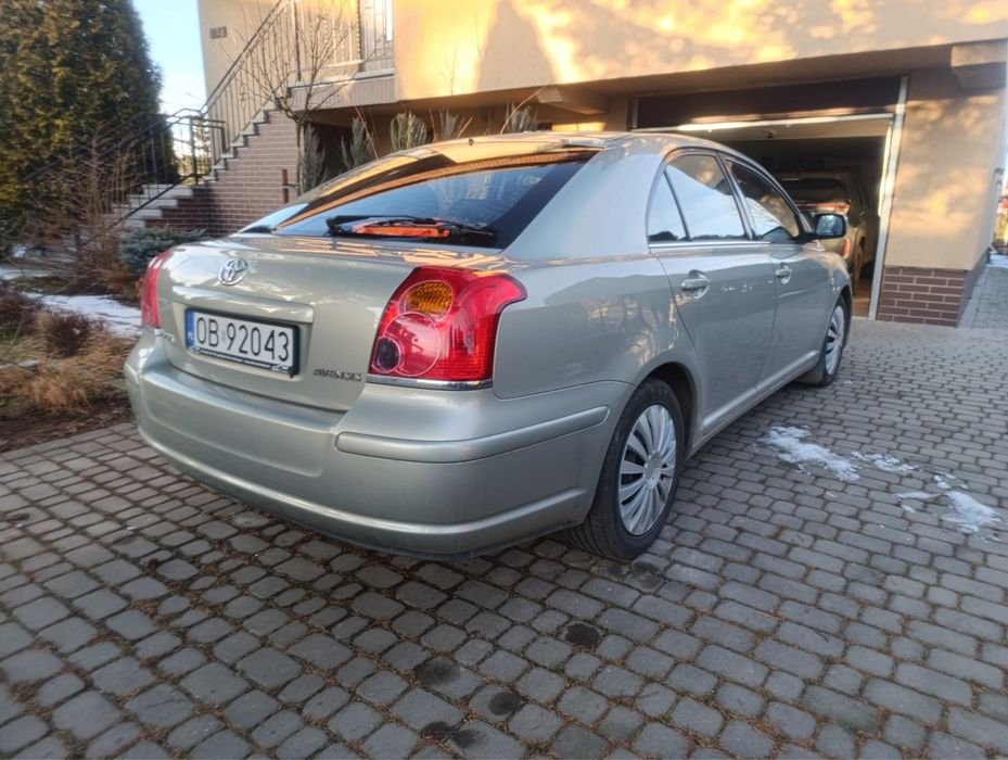 Piękna Toyota Avensis1.8Sol Liftback *Automat LPG