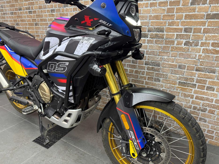 VOGE 800 RALLY 5 mil Kms OUT 25