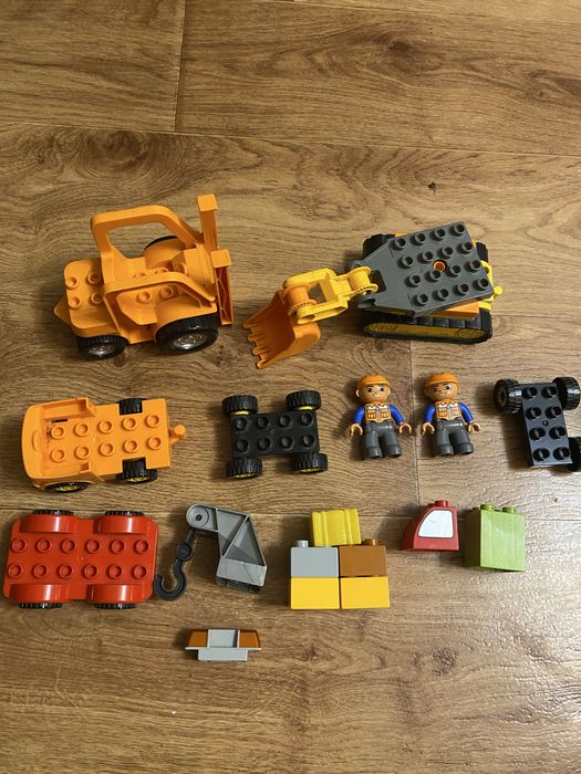 Lego Duplo екскаватор, мій дім, деталі