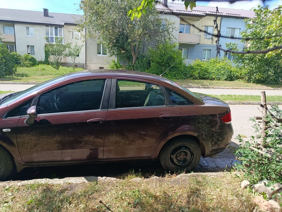 Продам Fiat linea 1.3 multijet 2013р. Не на ходу! Потребуэ ремонту паливної системи!