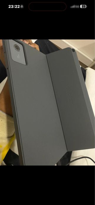 Tablet com teclado e pen