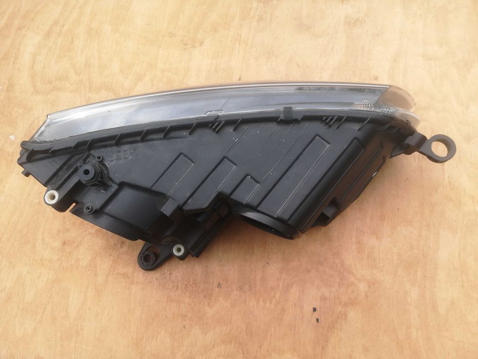 Фара Skoda Ovctavia A7 Октавія А7 Галоген