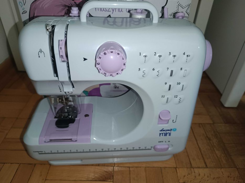 mini maszyna do szycia Łucznik