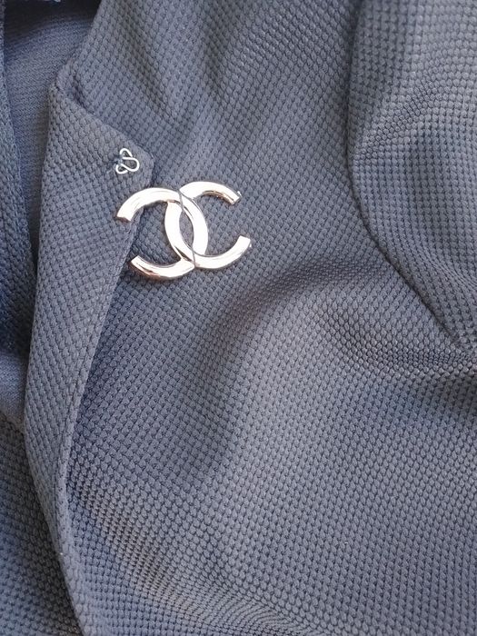 Жакет жіночий , темно синій колір ,  не новий , ну в гарному стані