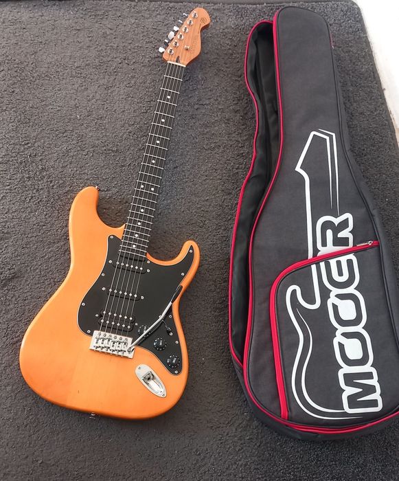 Guitarra elétrica mooer stratocaster hss