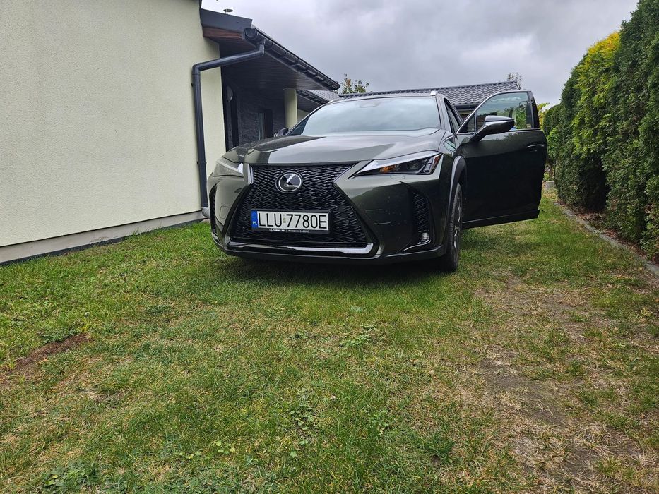 Lexus UX