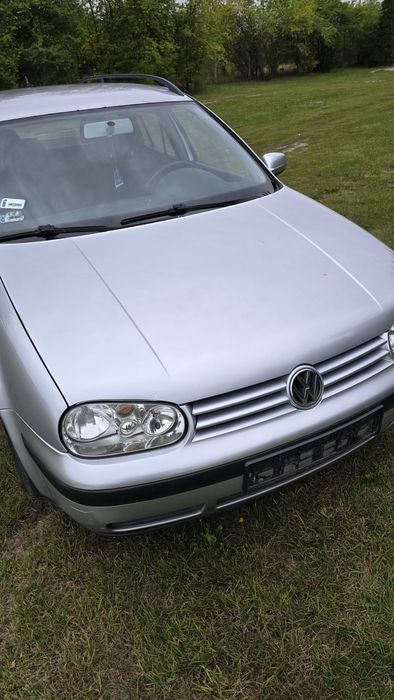 Maska Przód Volkswagen Golf IV 2002r LA7W