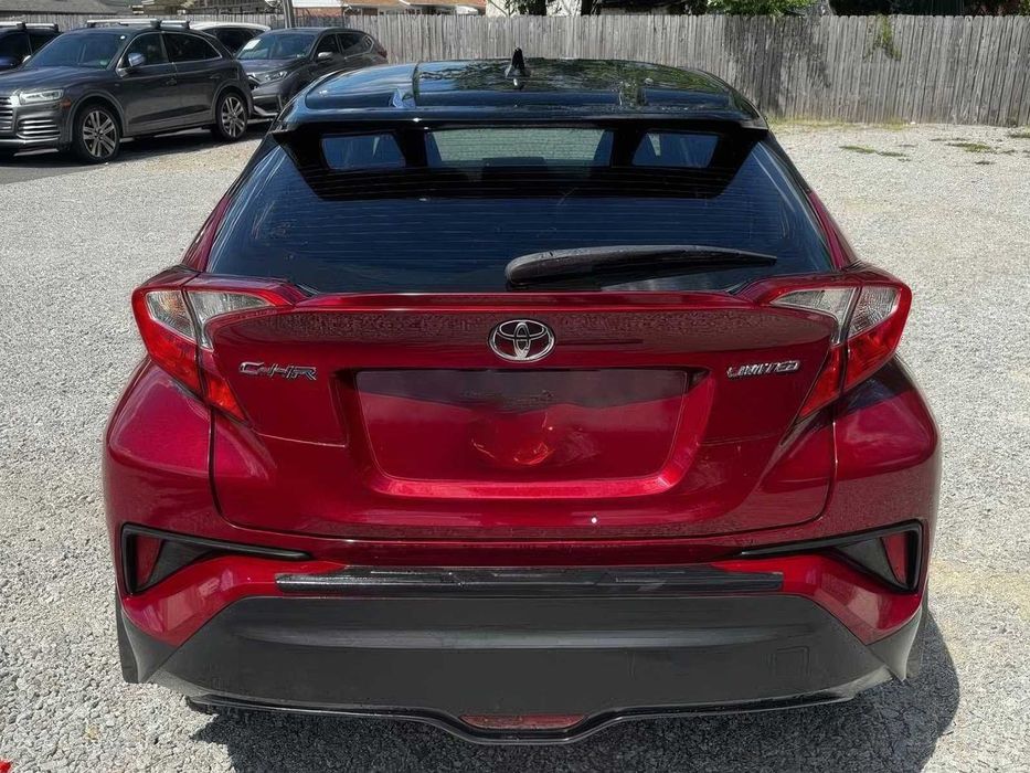 Toyota C-HR Limited      2019