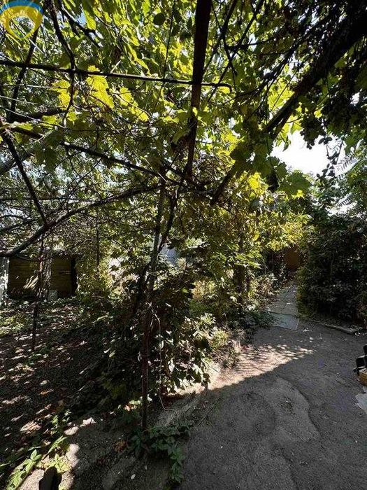 Продам дом на 10 Фонтана 6 соток!