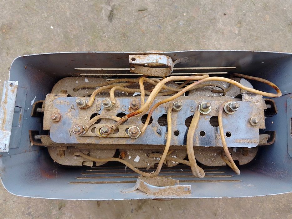 Трансформатор 380 /220/127 вольт