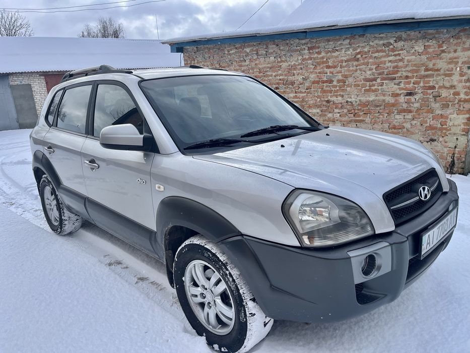 HYUNDAI Tucson 4*4. 2.0бензин! 2006год.