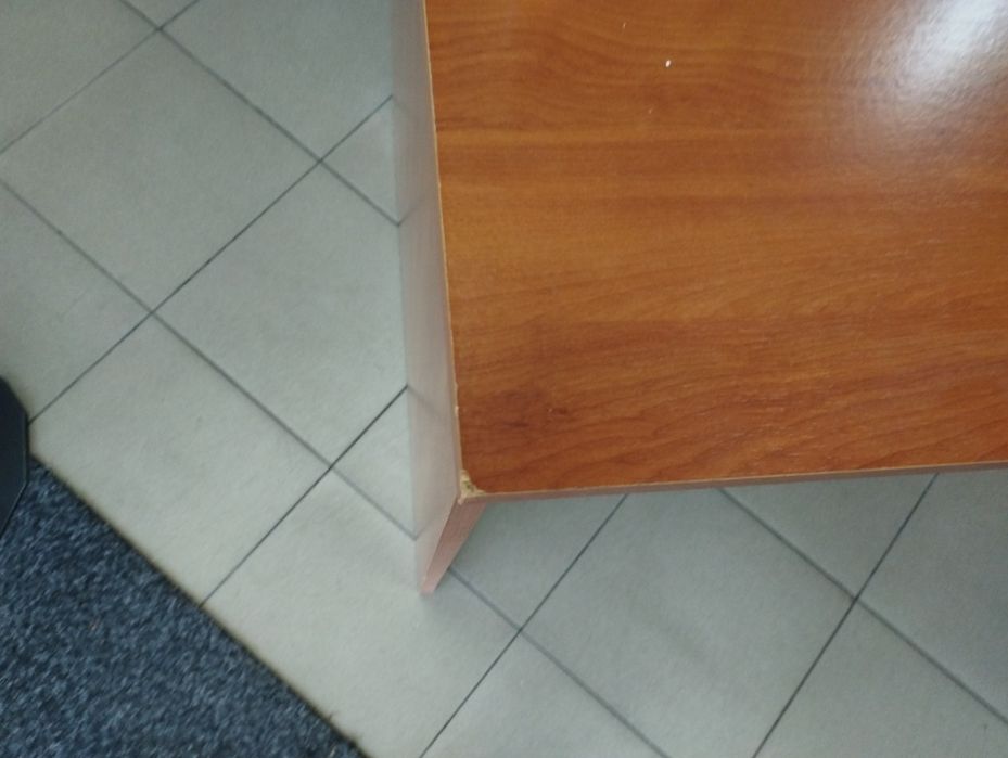 Secretária em cerejeira