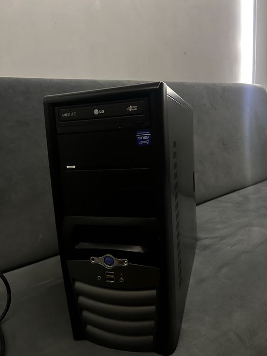 Komputer stacjonarny biurowy – i5 / 6GB RAM / HDD