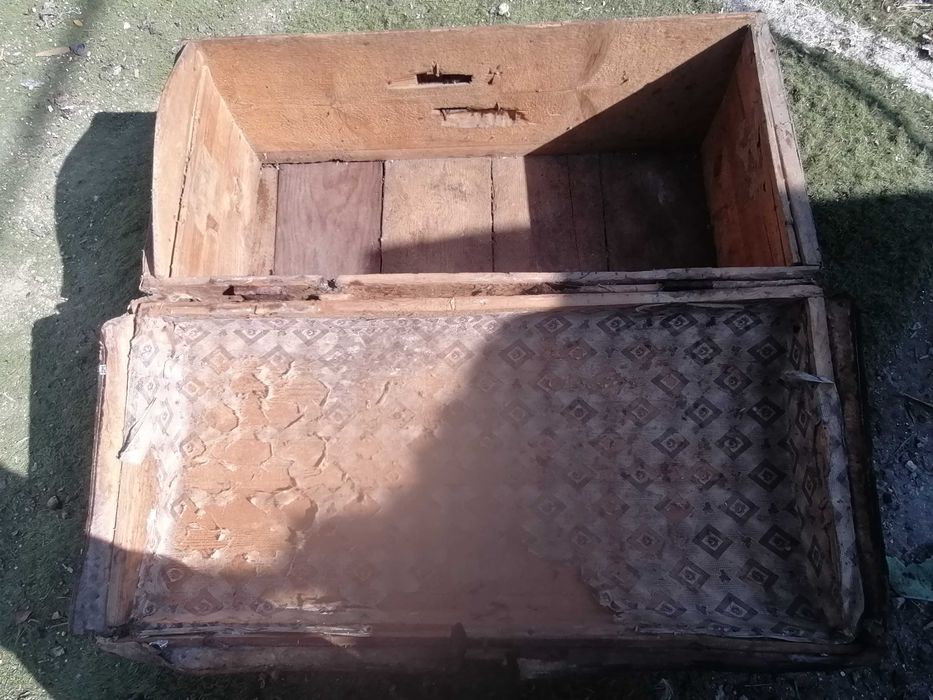 Arca antiga para restauro