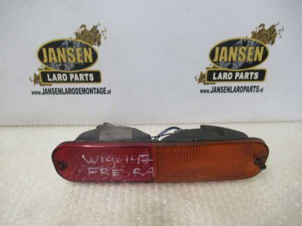 Land Rover Freelander piscas laranja branco