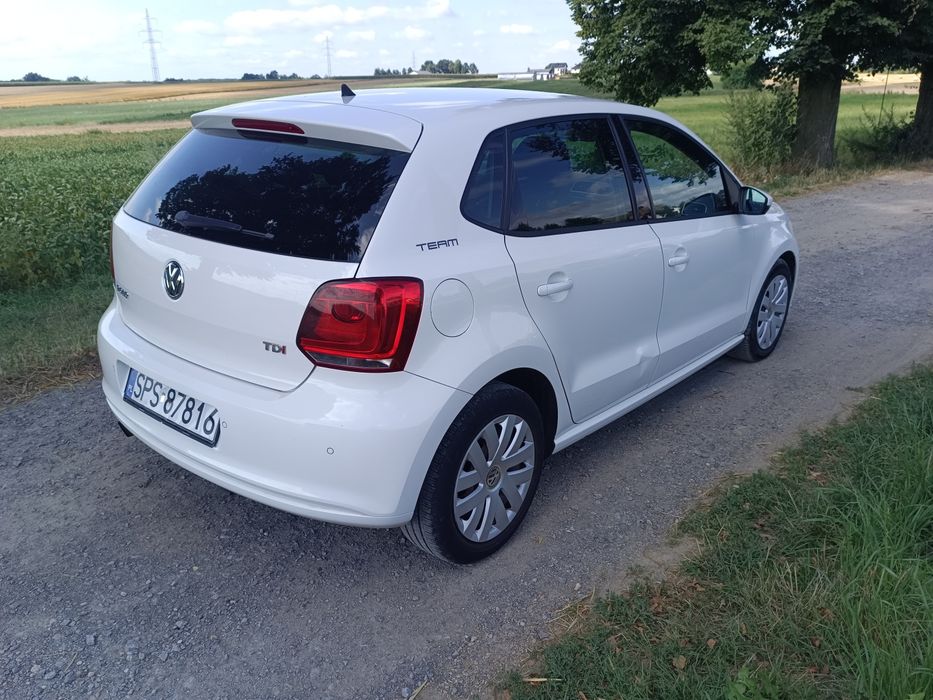 Sprzedam VW polo R,2010r,75KM,1,6tdi, bogate wyposażenie,ksenon,led