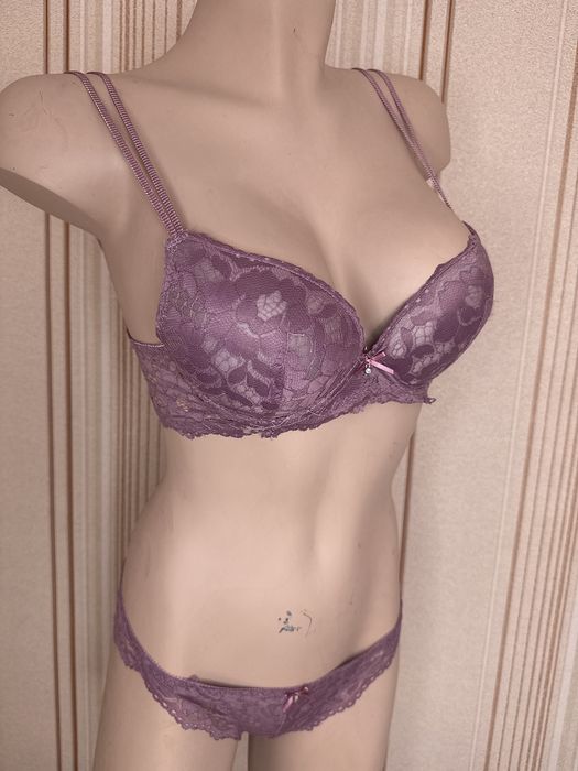 Жіночий комплект білизни