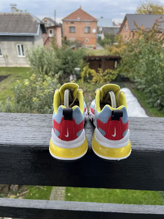 Кросівки Nike Air Max 270